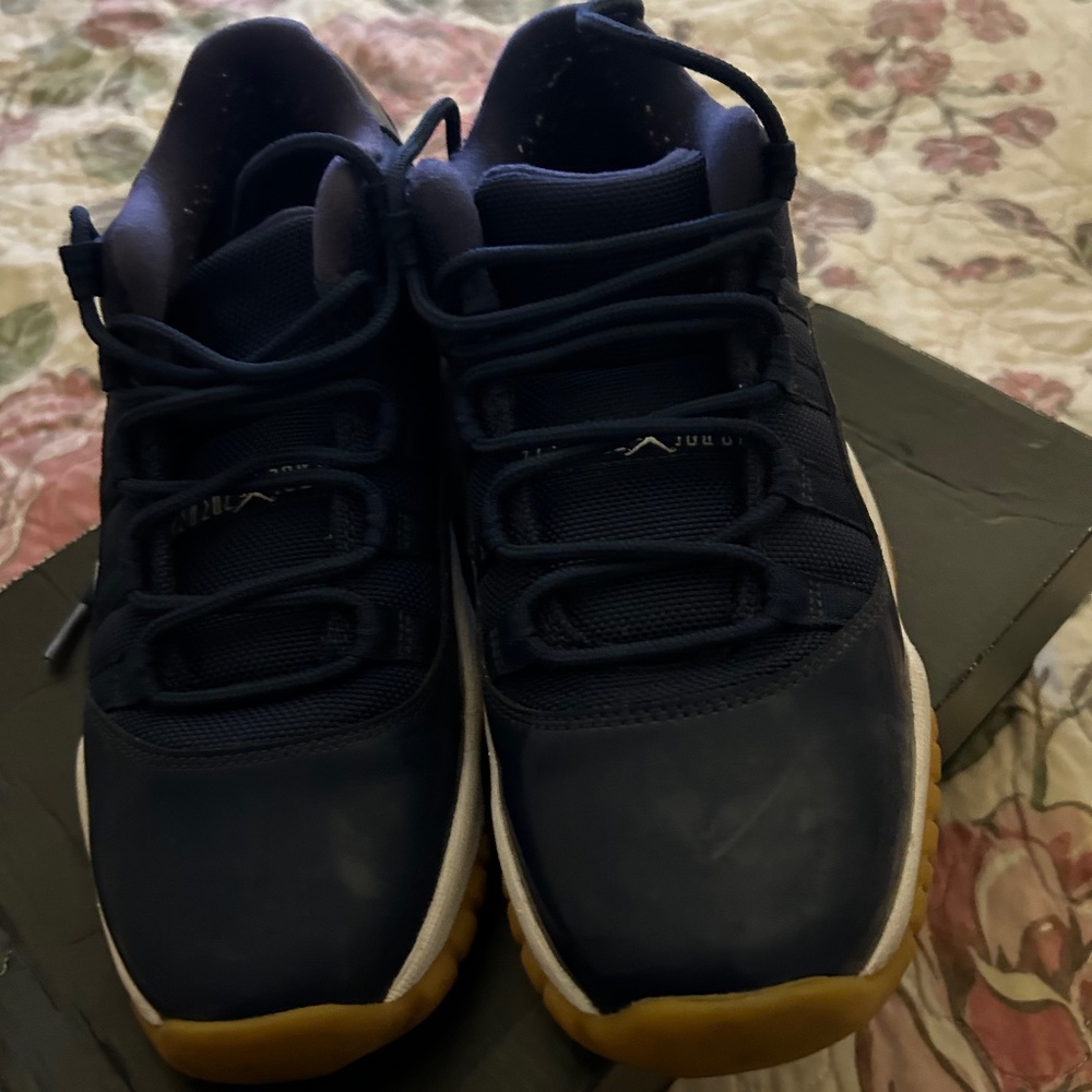 Jordan Navy Blue Patent Leather low in  a Youth 6.5